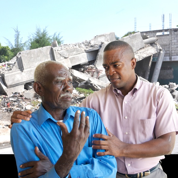 One of Jehovah’s Witnesses comforting someone after a disaster in Haiti
