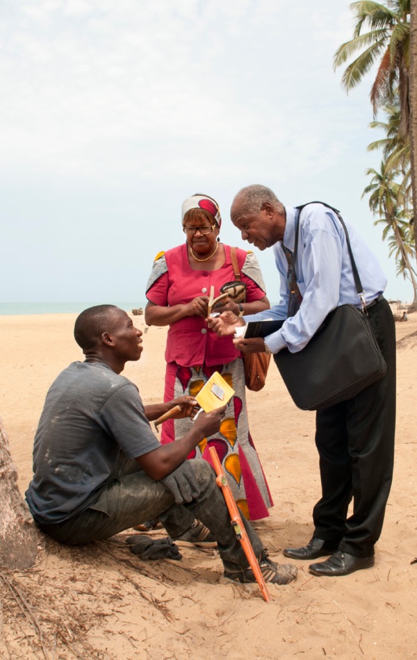 Albert-Fayette and Aurele demonstrating a Bible study in Benin
