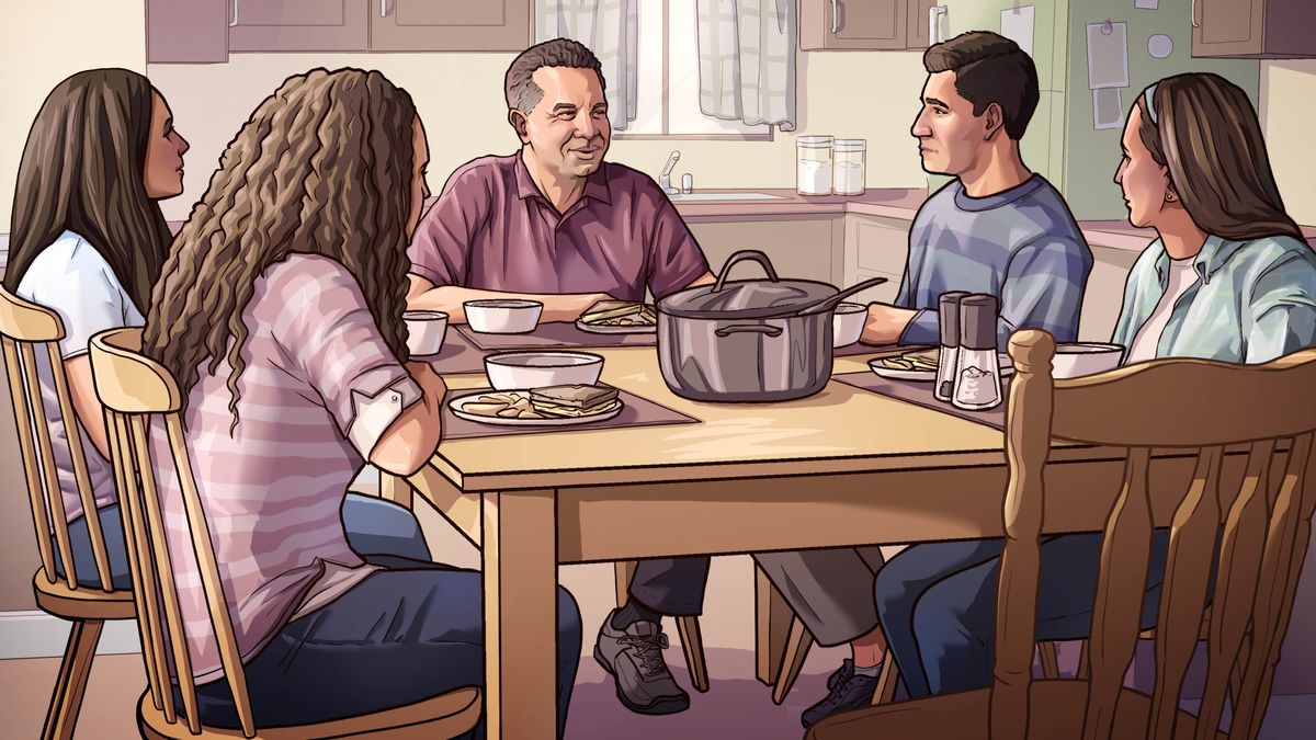A scene from the video “Follow the Road Map to Family Peace​—Improve Communication.” The family enjoys a meal together.